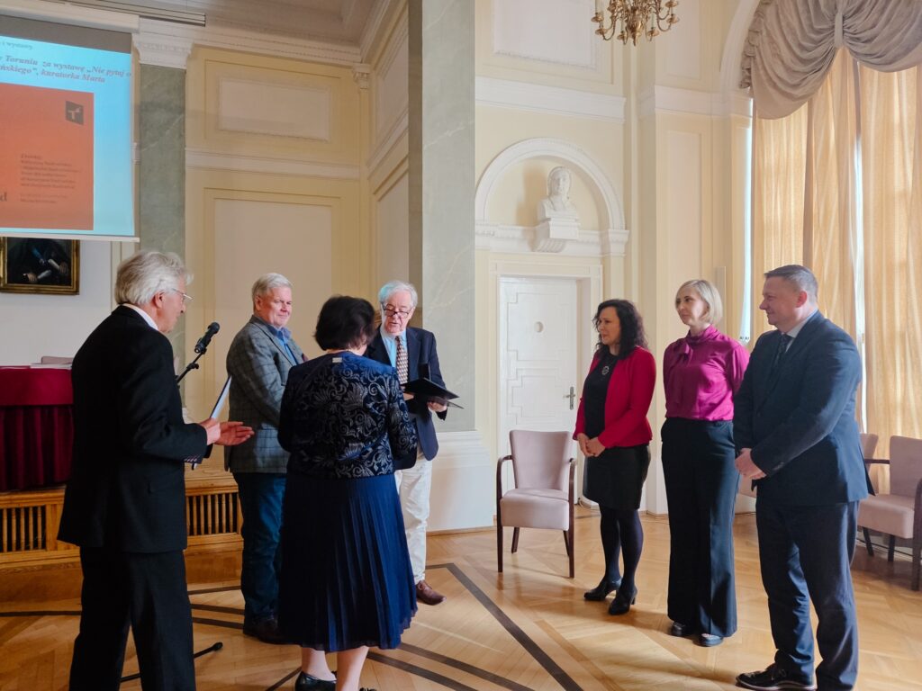 Nagroda „Kolekcjonerstwo – nauka i upowszechnianie” im. Feliksa Jasieńskiego dla Centrum Sztuki Współczesnej „Znaki Czasu” w Toruniu!